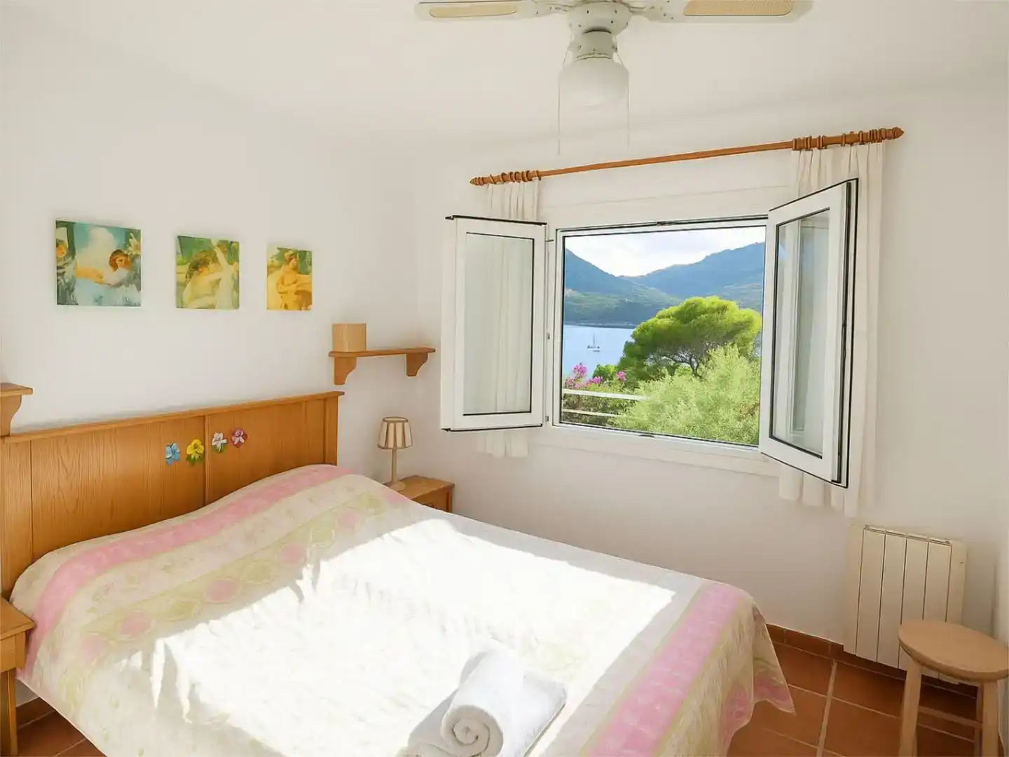 Schlafzimmer von Wohnungen zum Verkauf in Capdepera mit Klimaanlage, Schwimmbad und Balkon