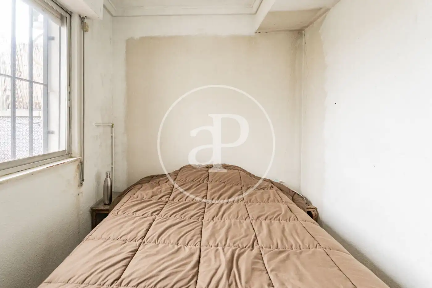 Habitación de Ático en venta en Madrid con Calefacción y Terraza