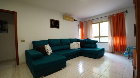 Foto 2 de Piso en venta en Calle Calle Perú, Vecindario - El Doctoral - Cruce de Sardina, Santa Lucía de Tirajana