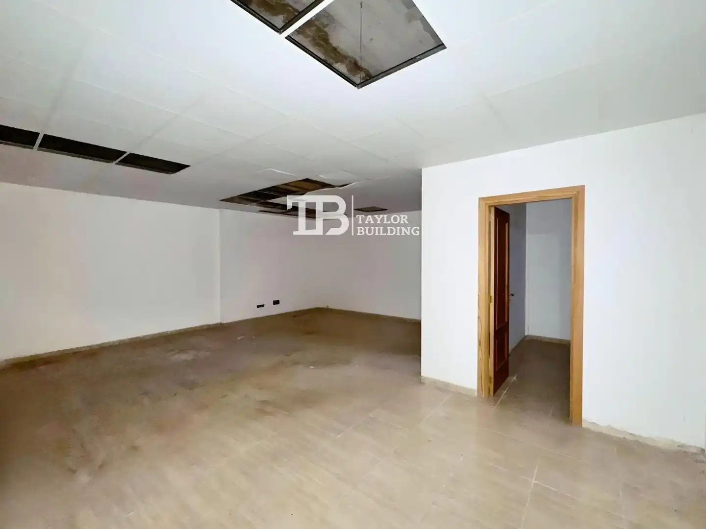 Local en venda en Andratx amb Aire condicionat, Parquet i Alarma