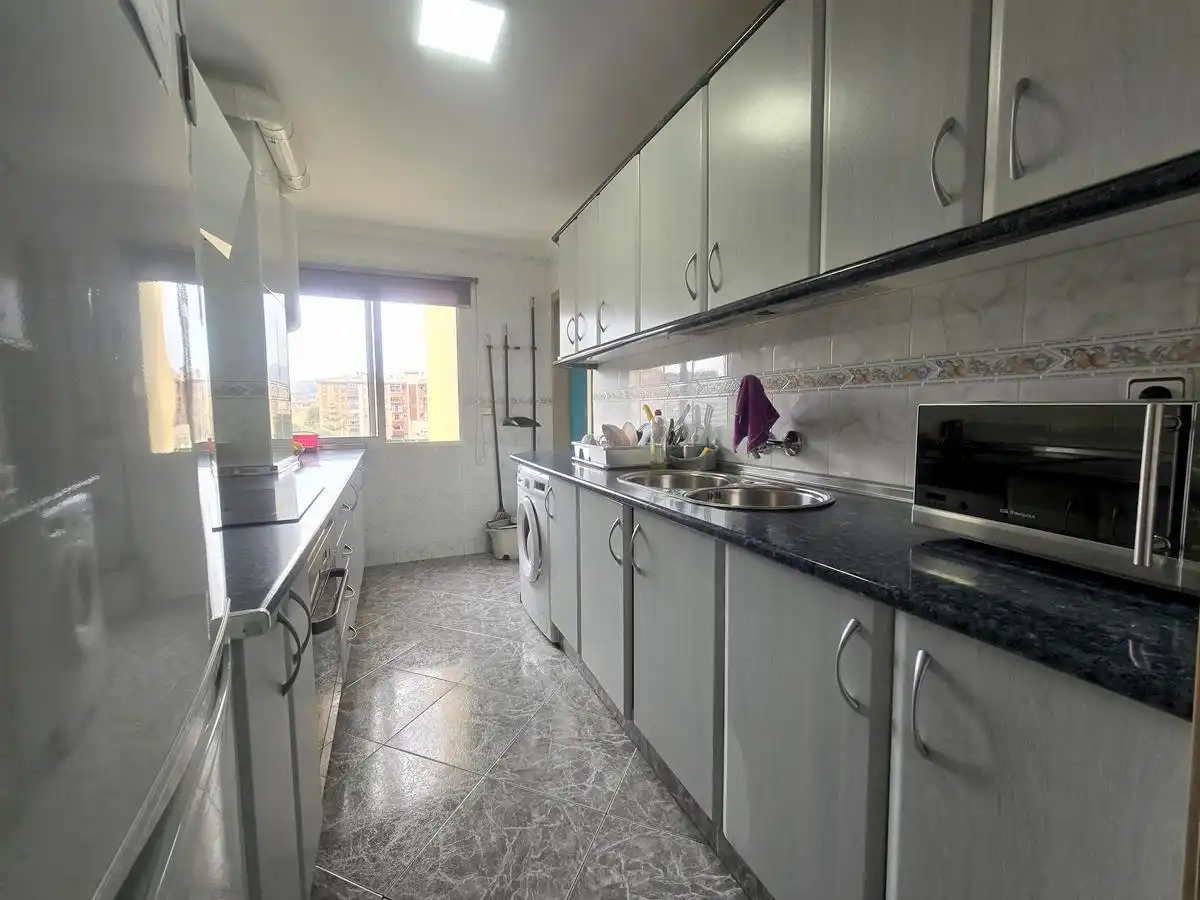 Flat with lift to rent in Cruz de Humilladero, imagen 3