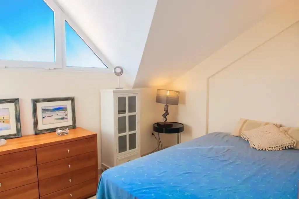 Habitación de Casa adosada en venta en Calafell