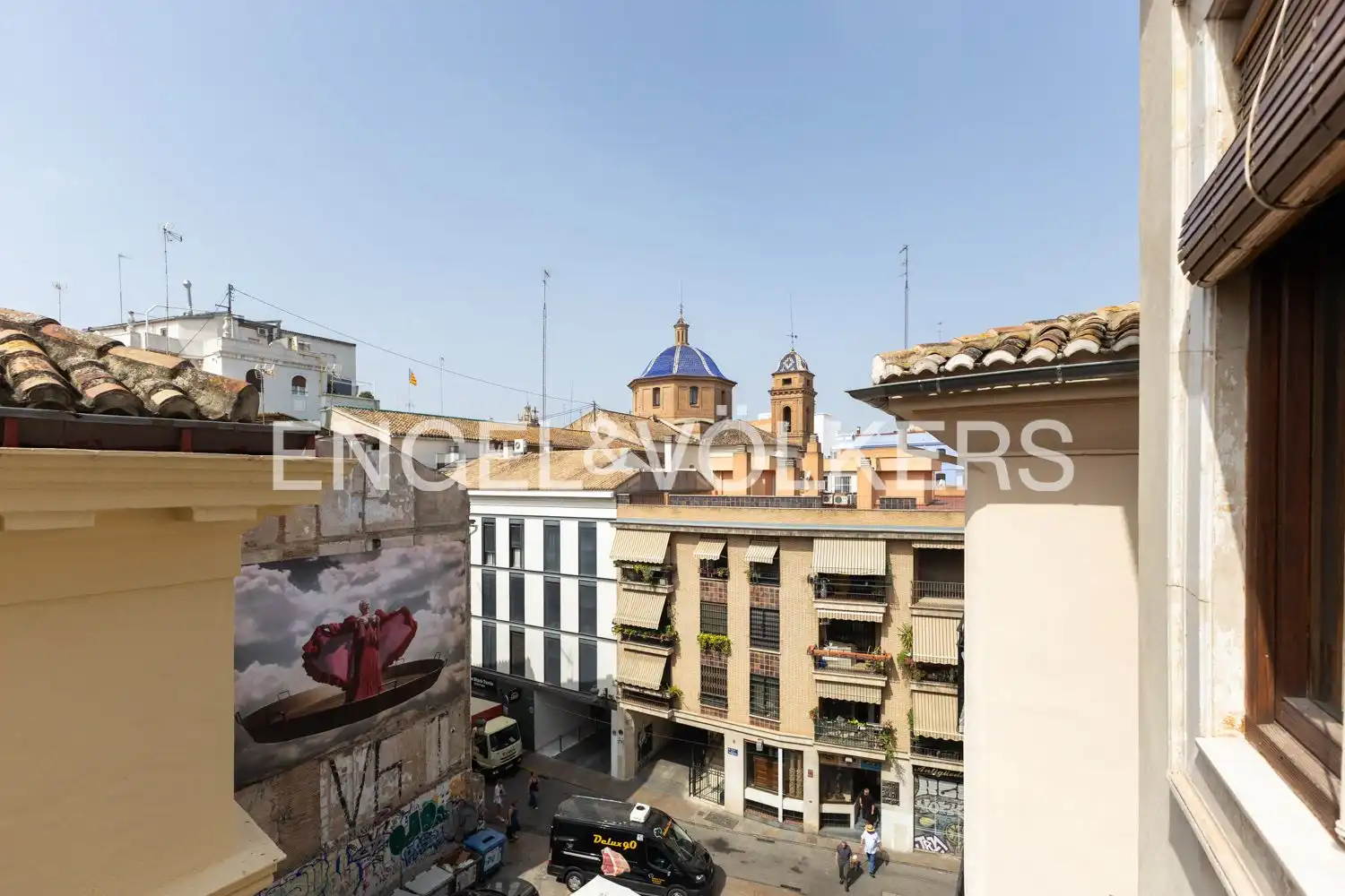 Vista exterior de Pis en venda en Valencia amb Calefacció, Parquet i Balcó