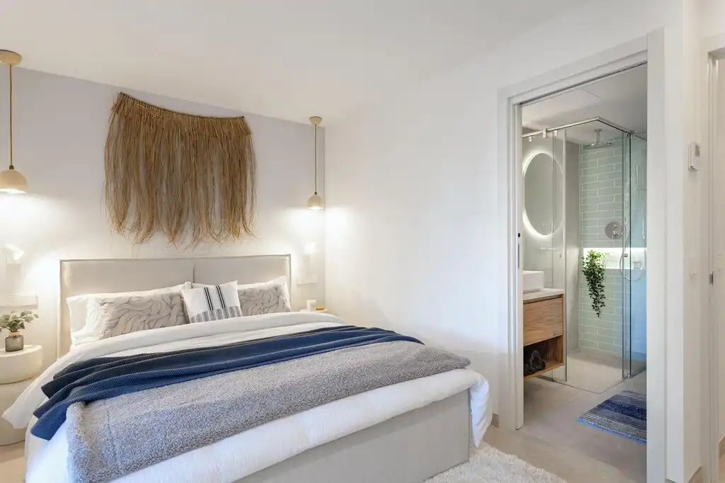 Bedroom of Apartments for sale in Calvià  with Air Conditioner, Terrace and Furnished
