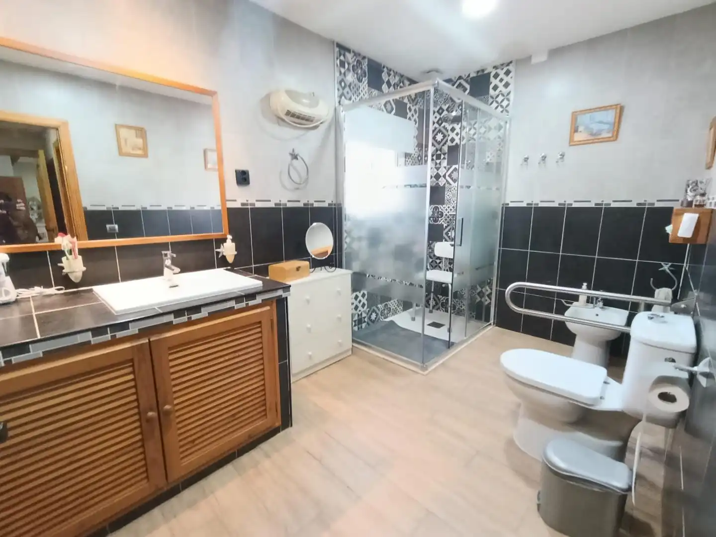 Baño de Casa o chalet en venta en Chiclana de la Frontera con Jardín privado, Terraza y Piscina