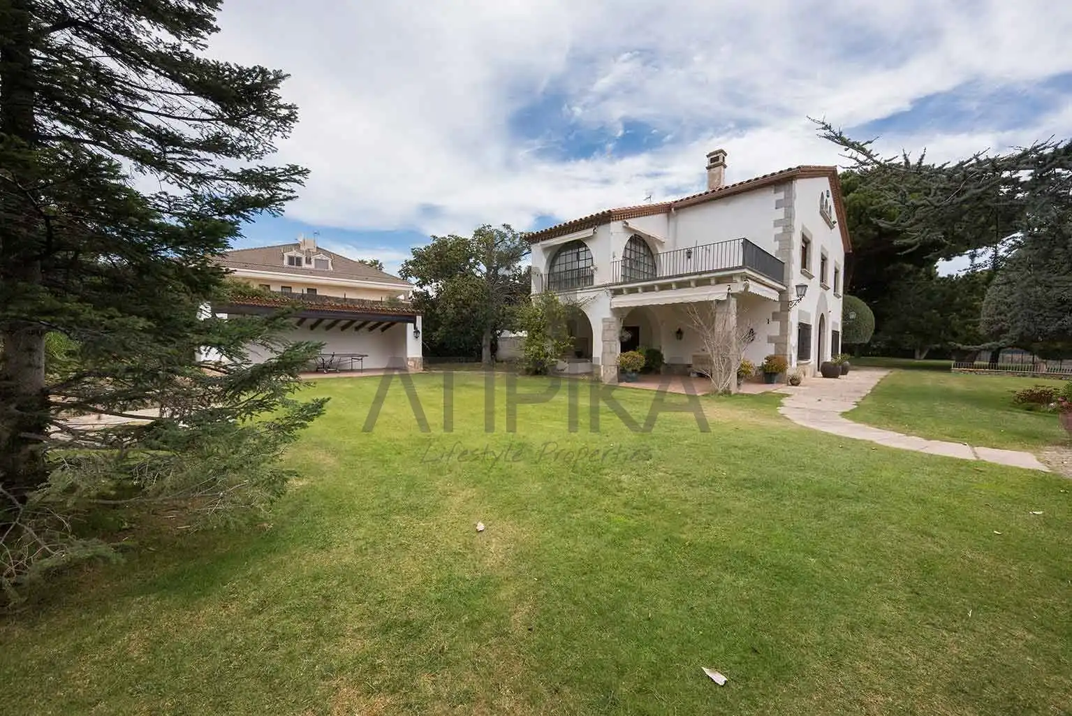 Vista exterior de Casa o xalet en venda en Sant Andreu de Llavaneres amb Calefacció, Terrassa i Traster
