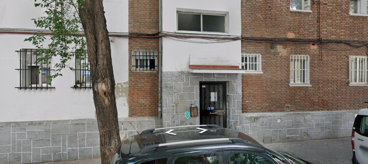 Vista exterior de Piso en venta en  Madrid Capital