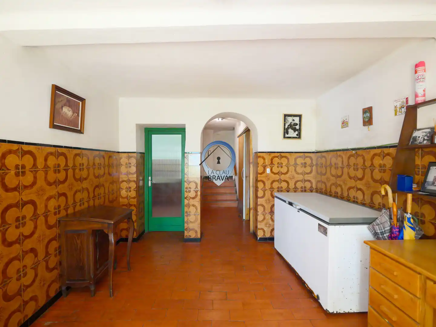 Country house zum Verkauf in Bescanó mit Heizung, Privatgarten und Terrasse