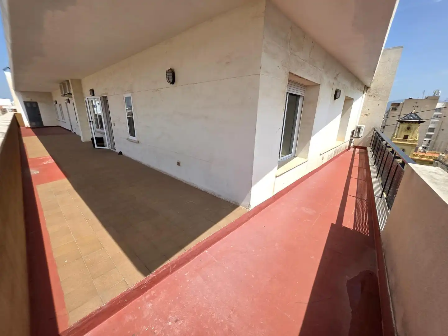 Terraza de Ático en venta en Castellón de la Plana / Castelló de la Plana con Terraza