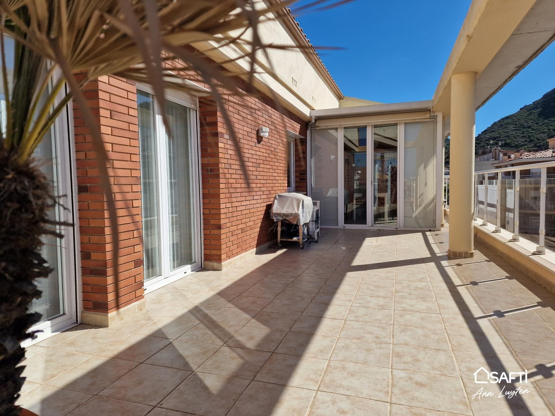 Terrassa de Àtic en venda en Roses amb Aire condicionat, Calefacció i Terrassa