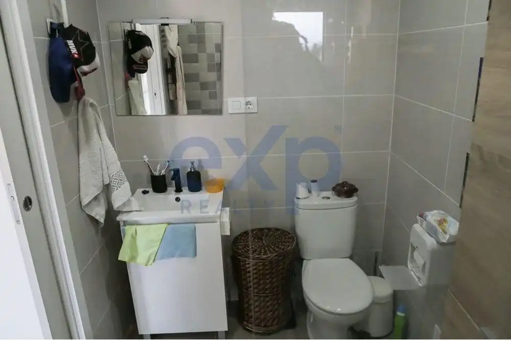 Badezimmer von Country house zum Verkauf in Touro mit Privatgarten und Terrasse