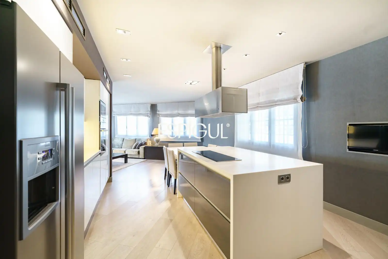 Kitchen of Flat for rent in Sant Cugat del Vallès  with Air Conditioner, Heating and Parquet flooring
