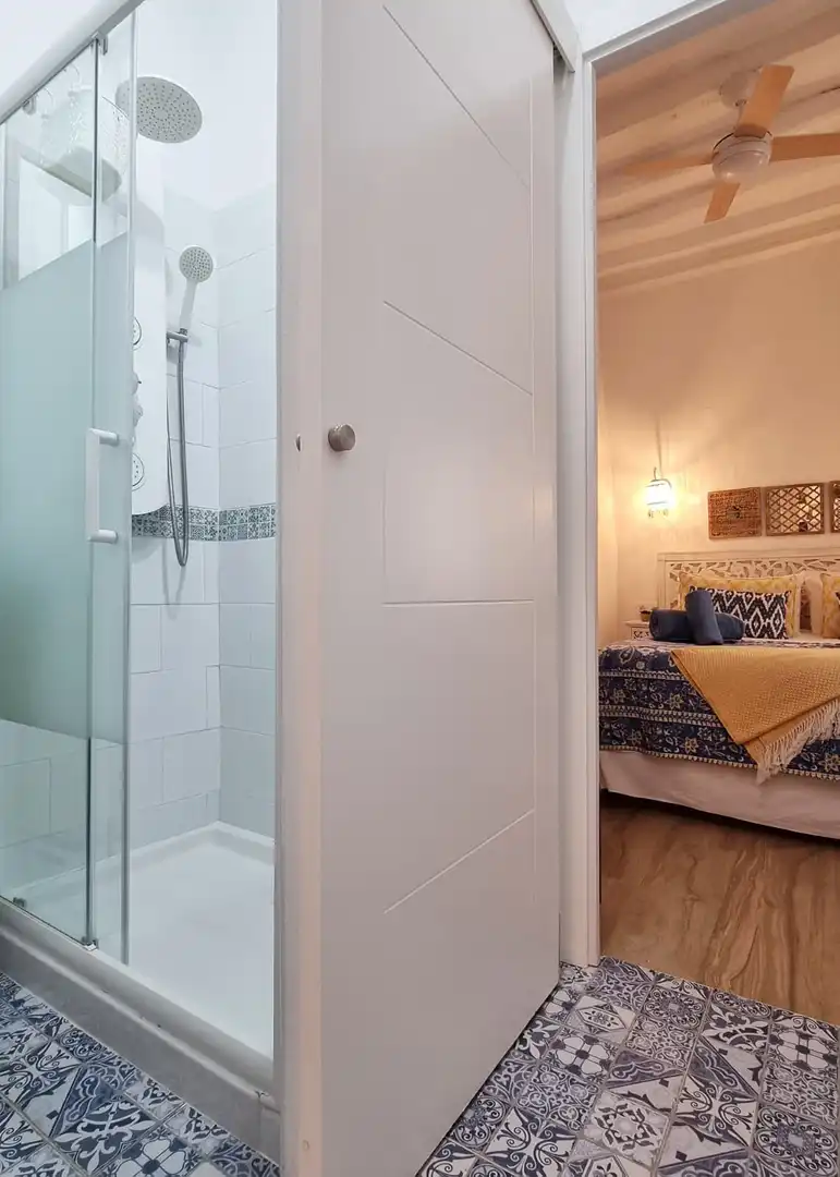 Bathroom of Ground floor for sale in Marbella  with Air Conditioner, Furnished and Internet