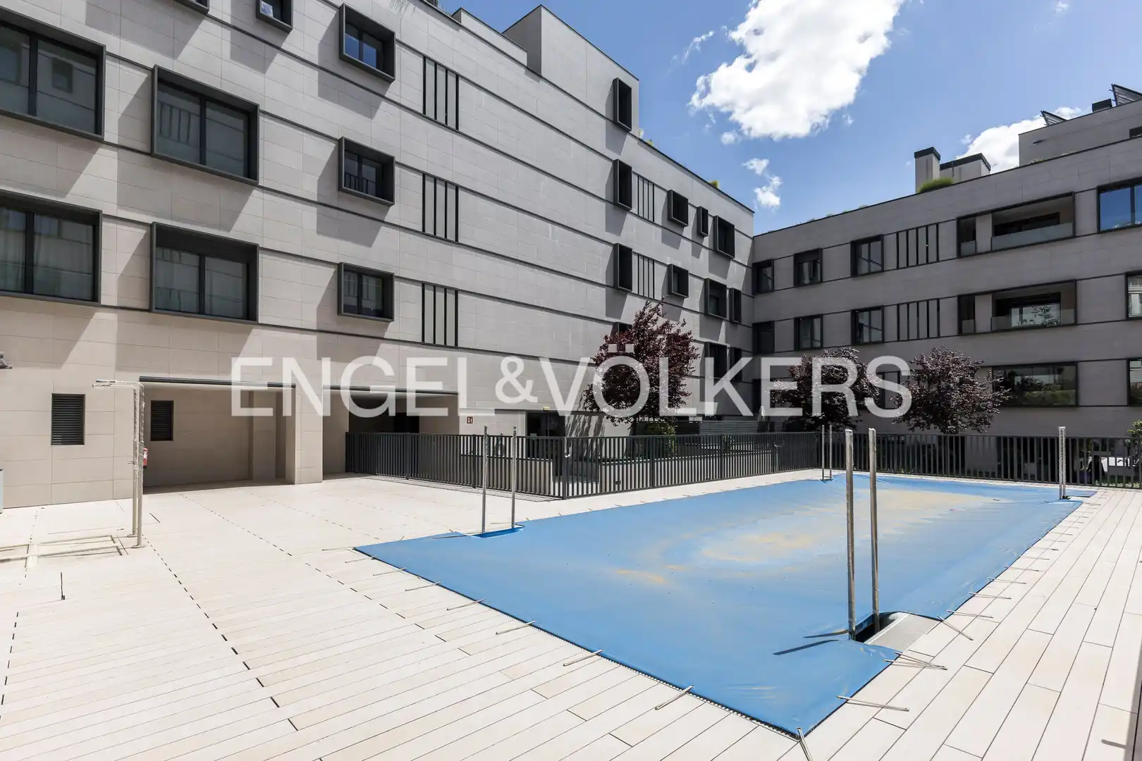 Terraza de Dúplex en venta en Madrid con Calefacción, Jardín privado y Terraza