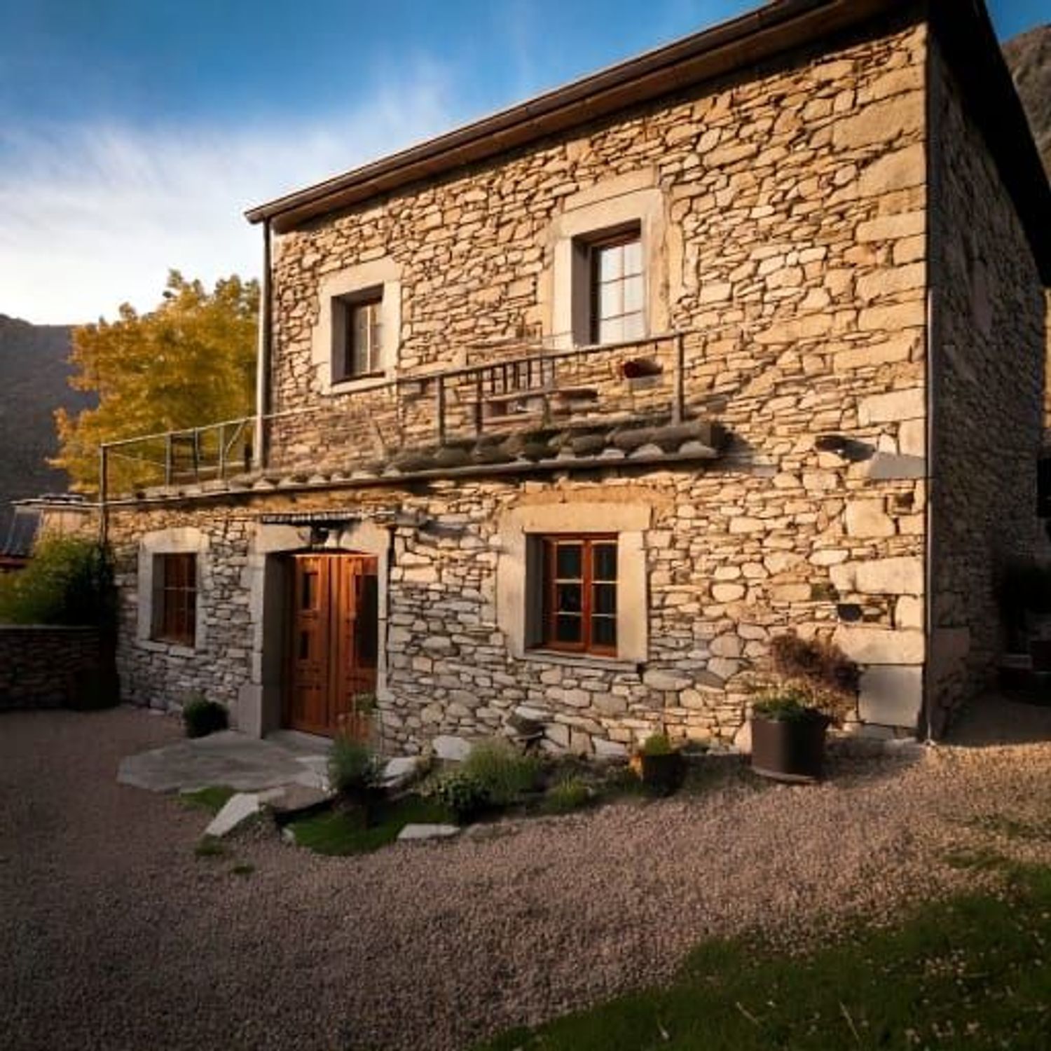 Vista exterior de Casa o xalet en venda en Valdés - Luarca amb Piscina