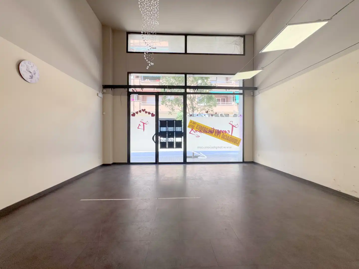 Local comercial de lloguer a Carrer de Francesc Macià i Llussà 11, imagen 5