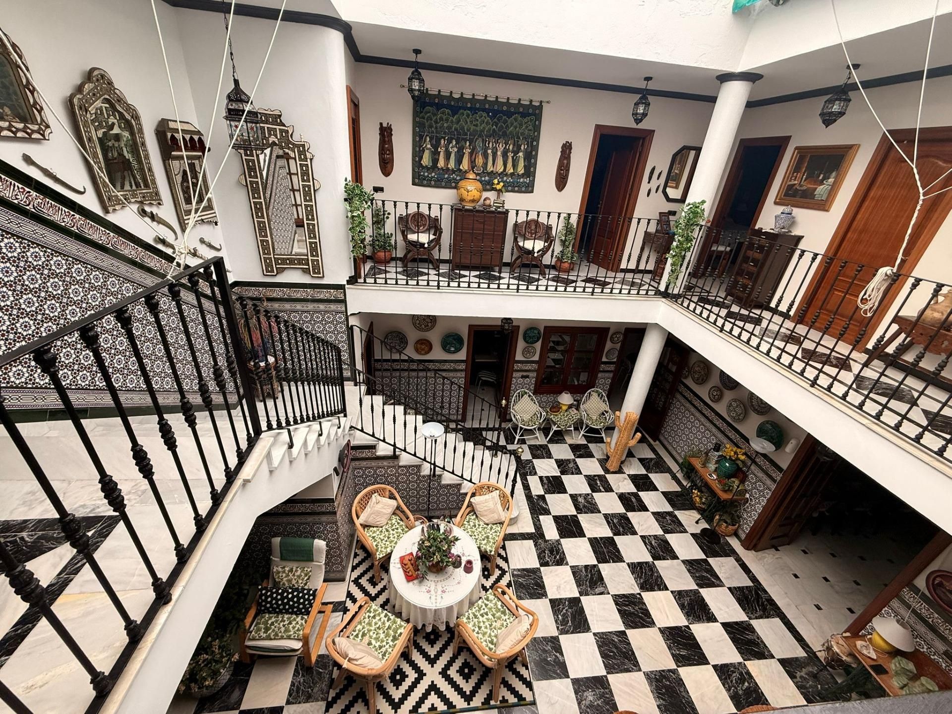 Houses for sale in Algeciras  with Storage room