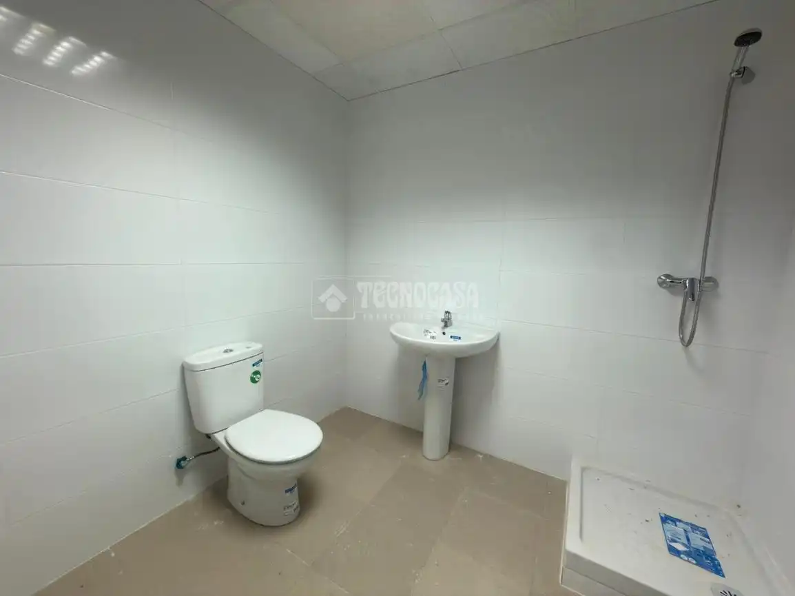 Baño de Local de alquiler en Valencia