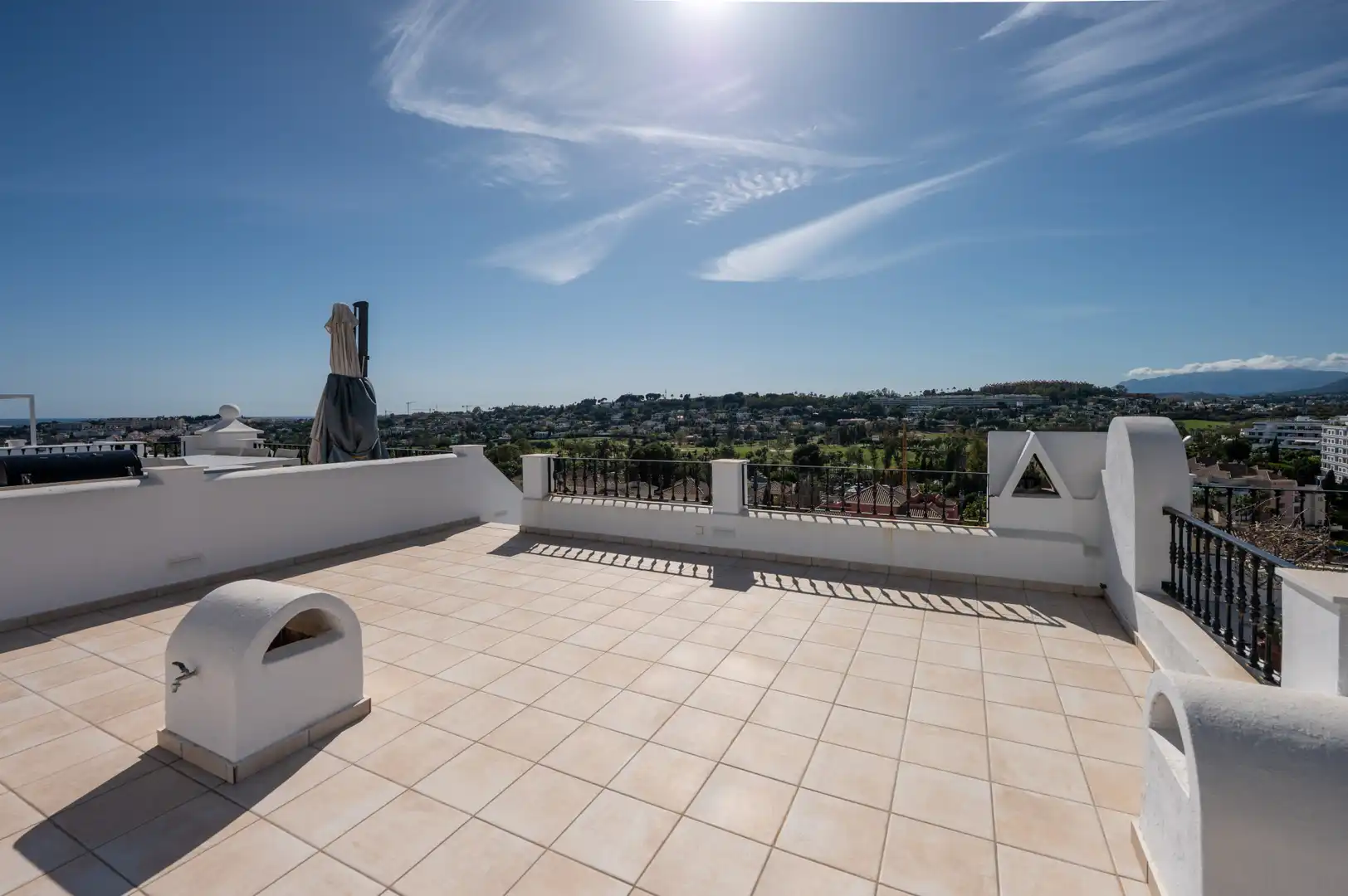 Terraza de Casa adosada en venta en Marbella con Aire acondicionado, Terraza y Piscina