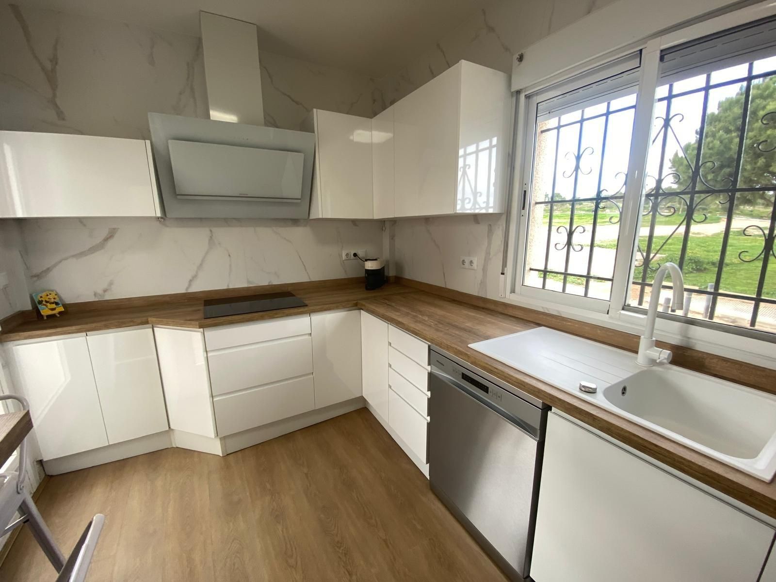 Cocina de Casa o chalet en venta en Cartagena con Aire acondicionado y Jardín privado