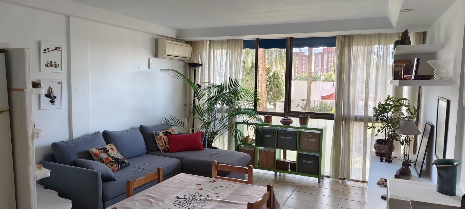 Sala de estar de Apartamento en venta en Benidorm con Aire acondicionado, Jardín privado y Terraza