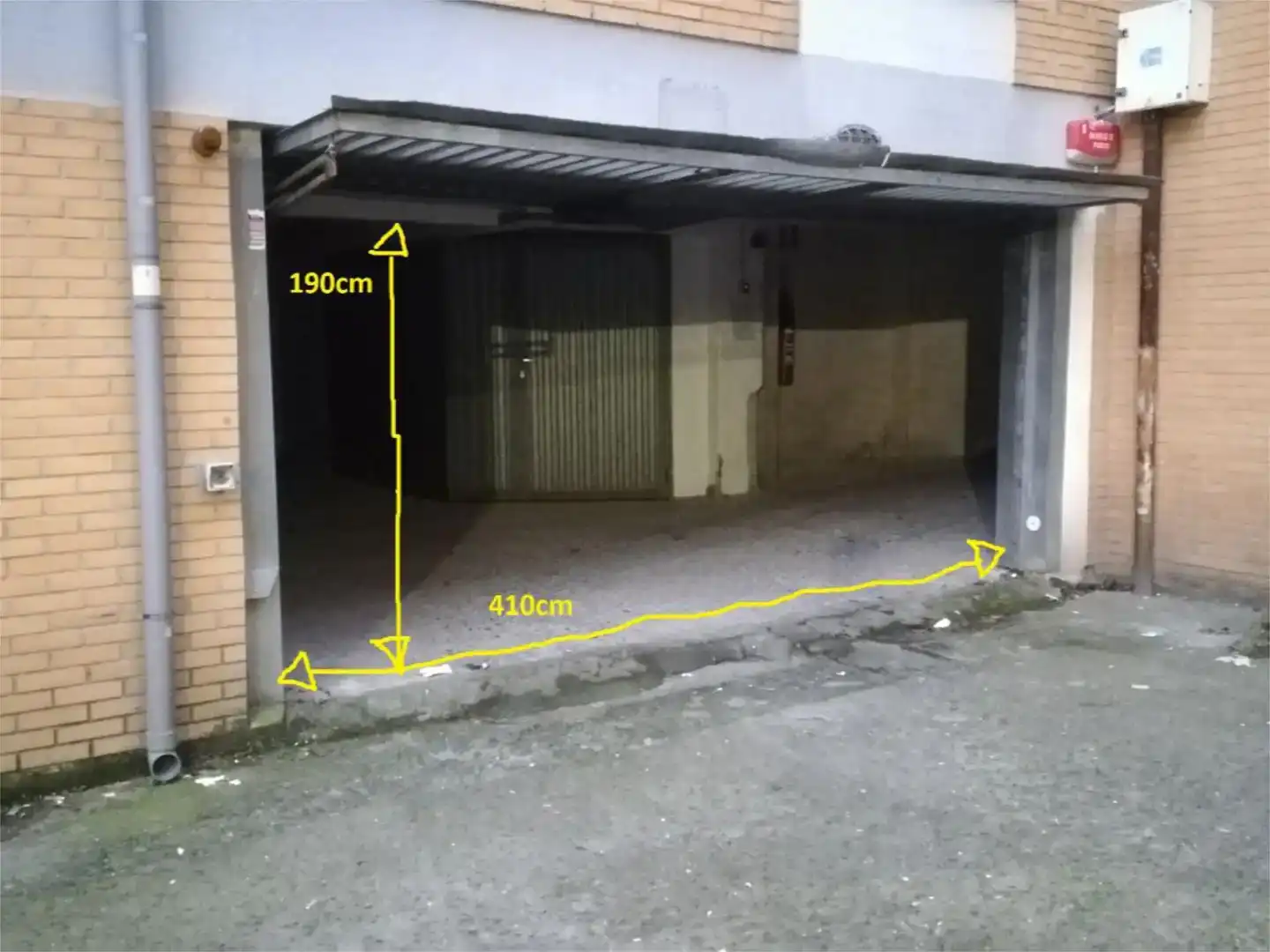 Parkplatz von Garage zur Miete in Getxo 