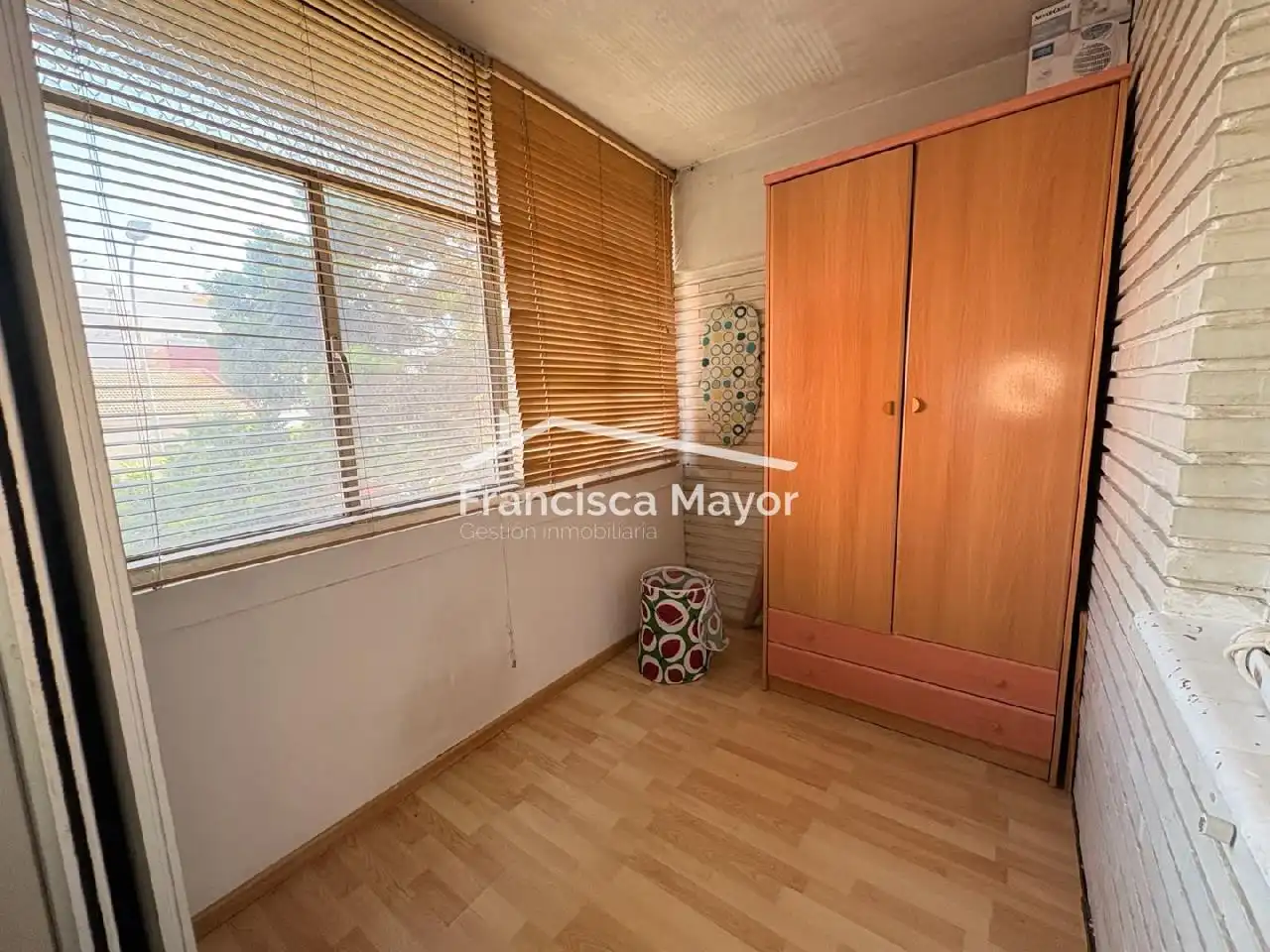 Sala d'estar de Pis en venda en Valencia amb Aire condicionat, Terrassa i Moblat