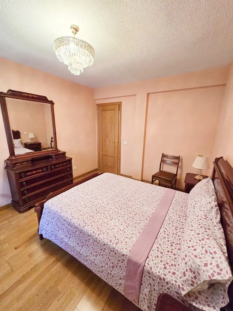 Schlafzimmer von Wohnung zur Miete in Leganés mit Klimaanlage, Heizung und Parkett