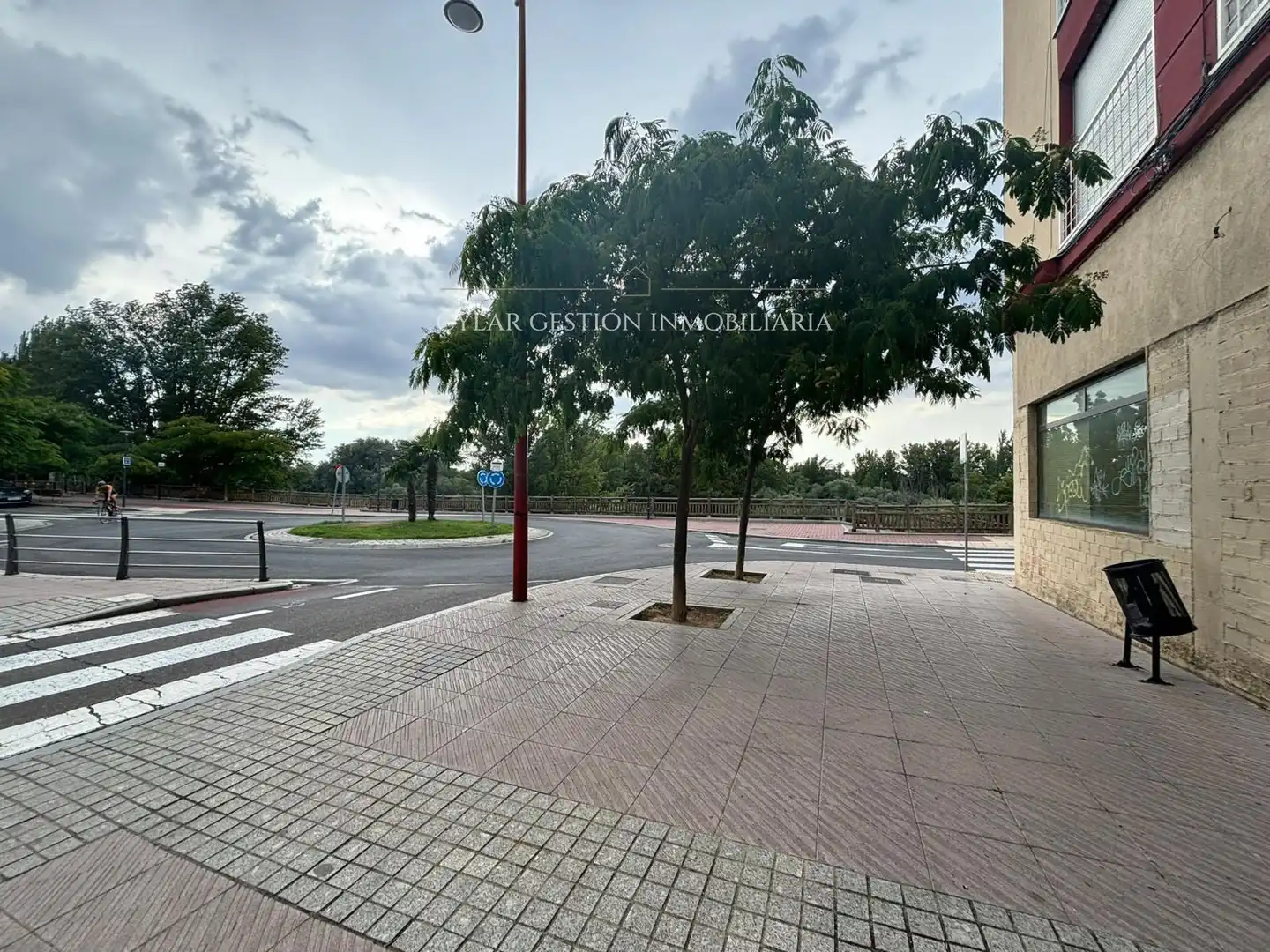 Außenansicht von Geschaftsraum zum Verkauf in Santa Marta de Tormes
