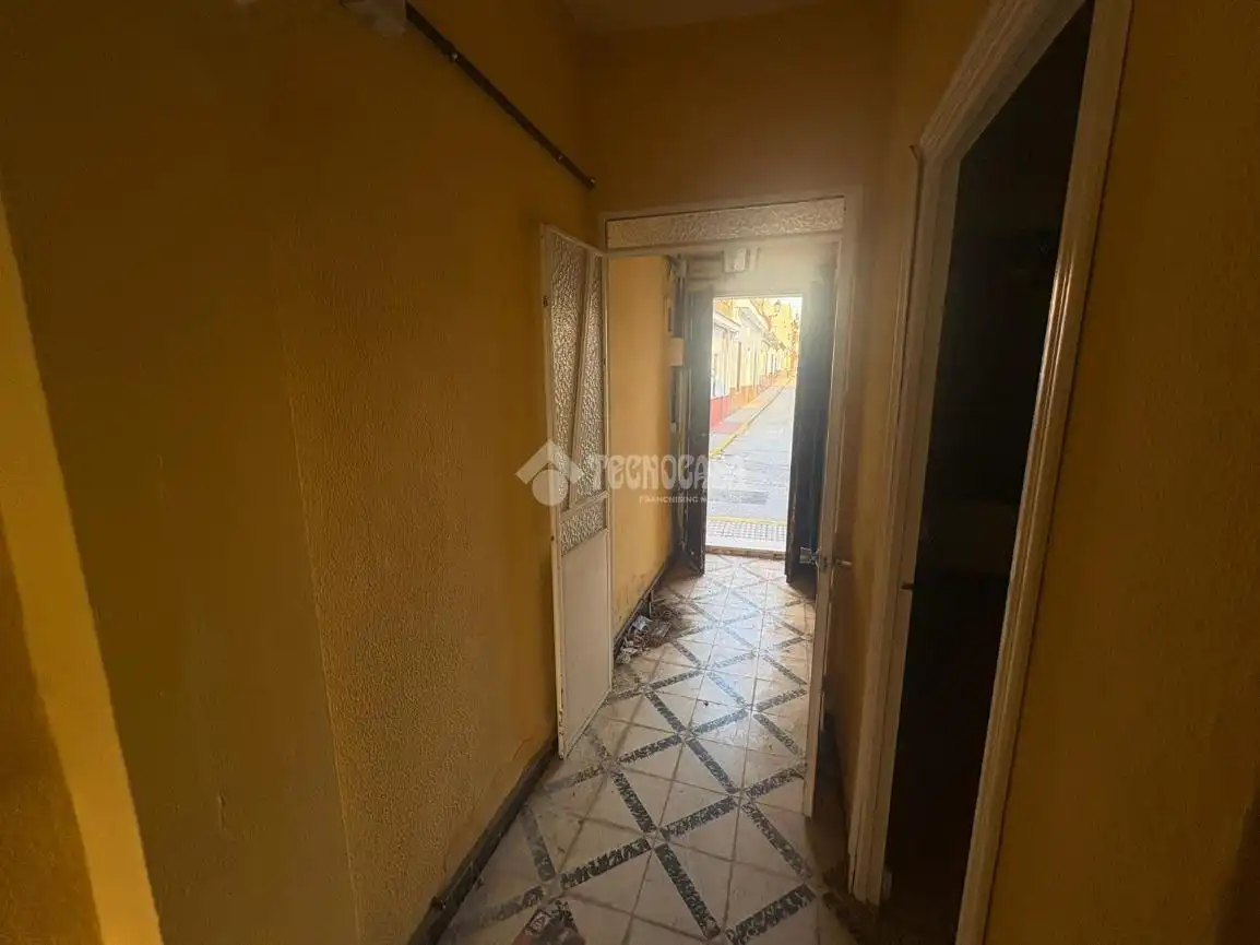 Casa adosada en venta en Sanlúcar la Mayor