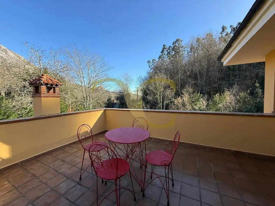 Terrace of Buildings for sale in Llanes