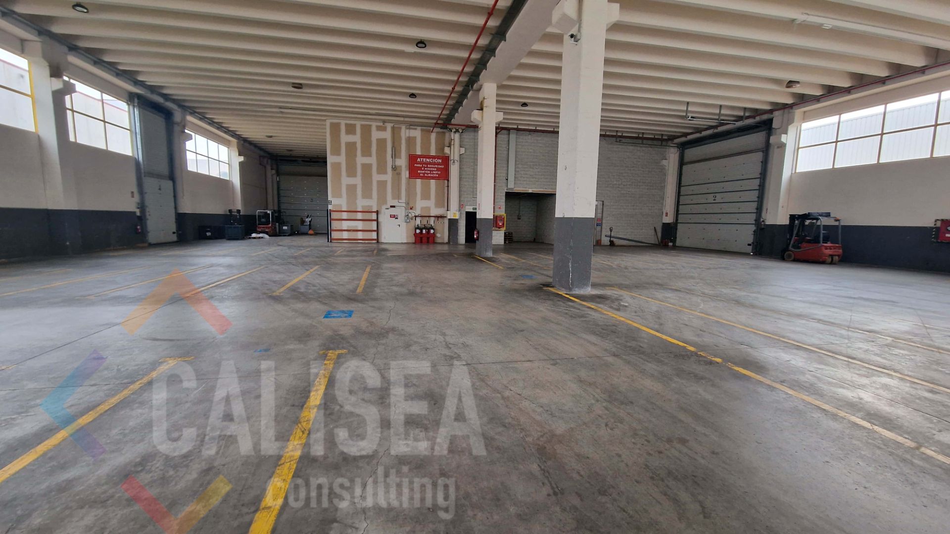 Fabrikhallen zur Miete in Carrer del Berguedà, 25, Sud - Zona Industrial