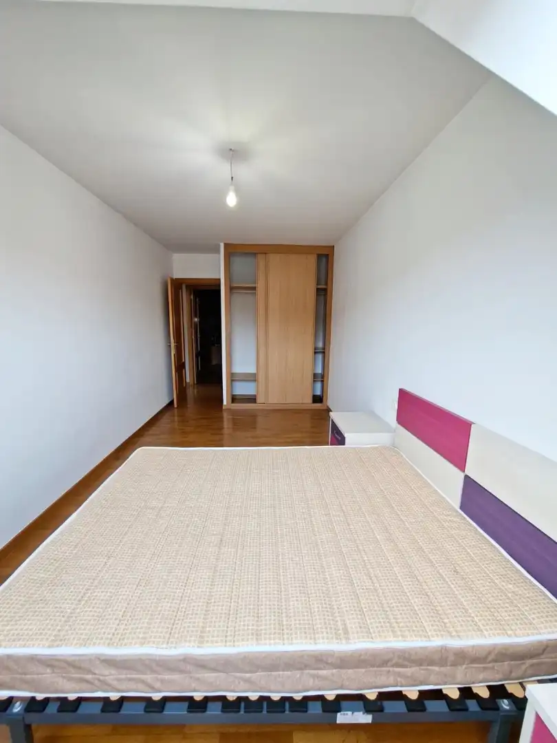 Habitación de Ático en venta en Ribeira con Calefacción, Terraza y Trastero