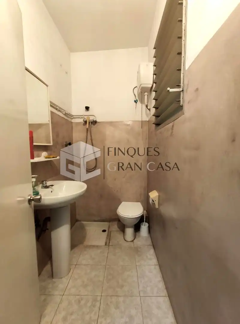 Bany de Edifici en venda en Mataró