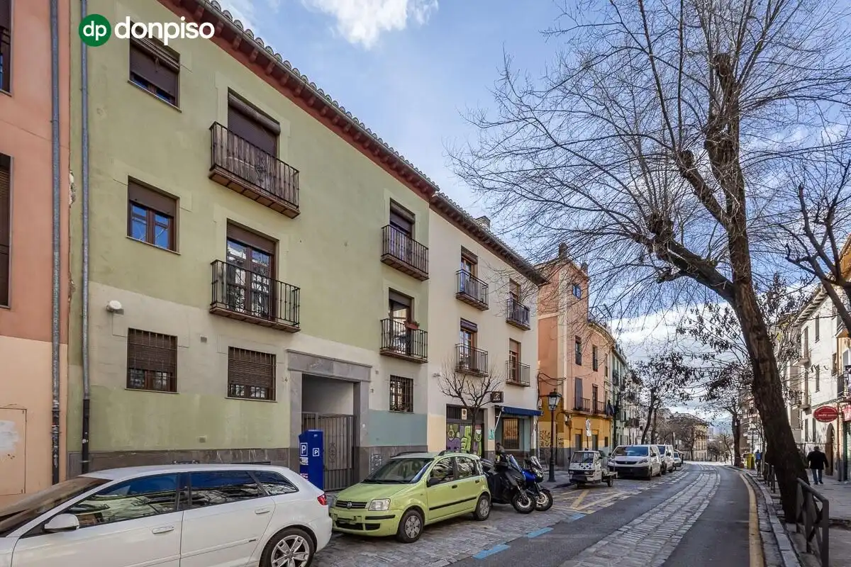 Vista exterior de Dúplex en venda en Granada amb Aire condicionat i Calefacció