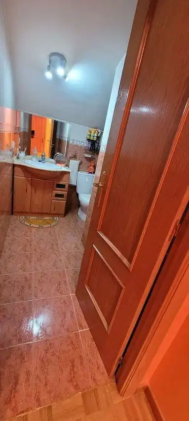 Badezimmer von Maisonette zum Verkauf in Belorado mit Heizung und Parkett