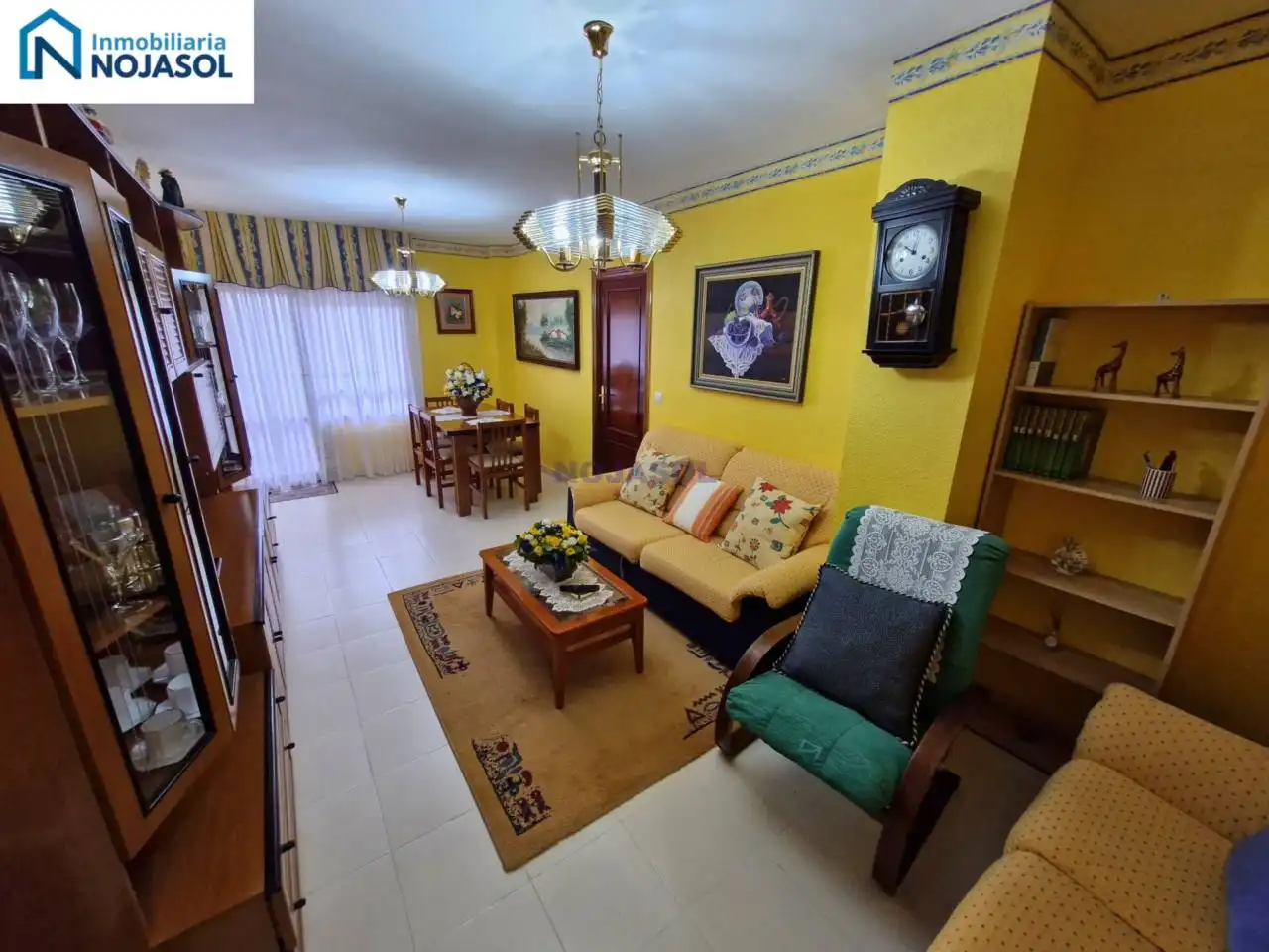 Sala de estar de Apartamento en venta en Noja con Jardín privado, Amueblado y Balcón