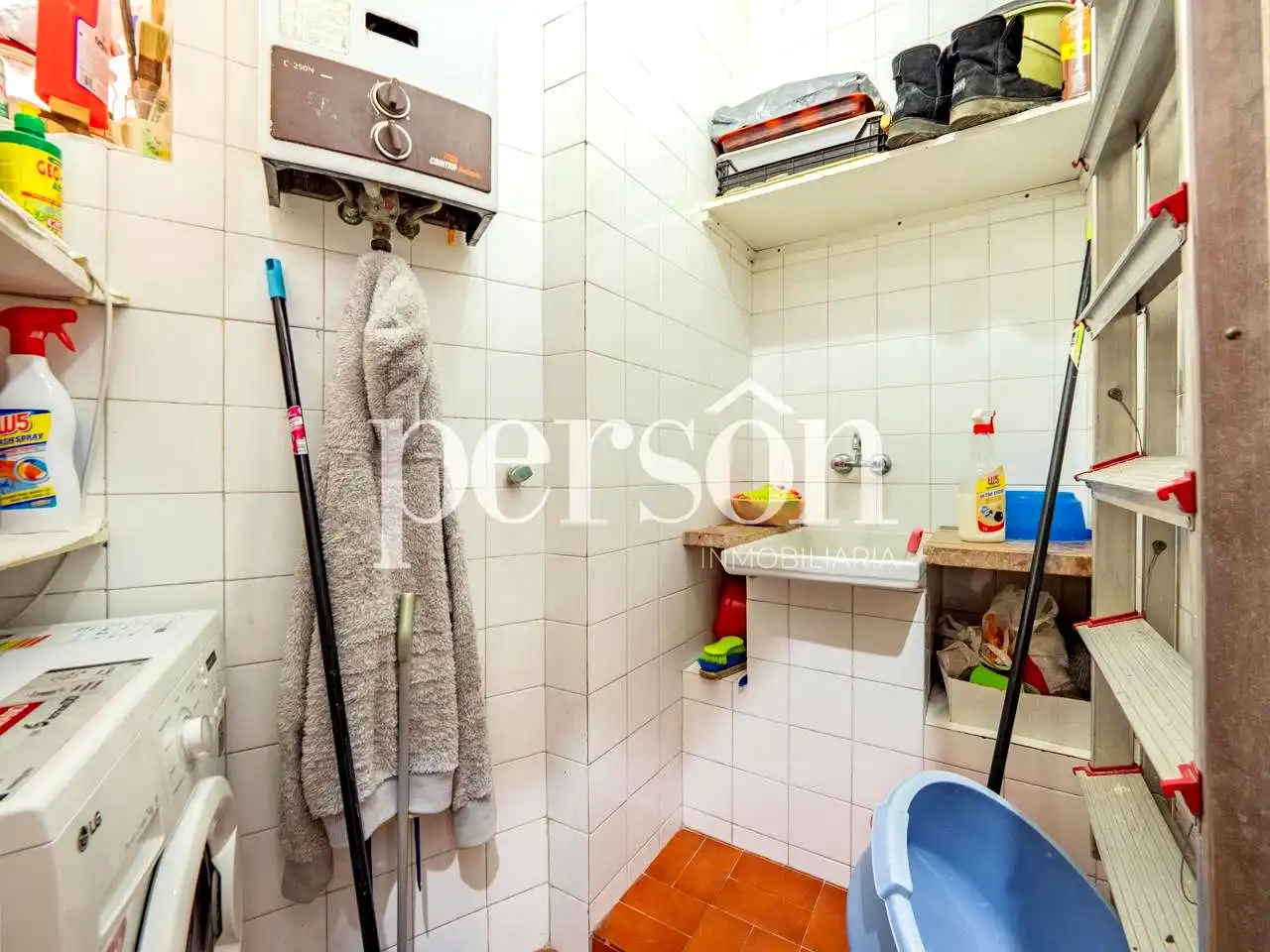 Flat with terrace for sale in calle d'Aparisi i Guijarro, imagen 35