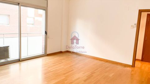 Foto 3 de Piso en venta en Calle Rovira I Brusi, Sant Pere, Terrassa