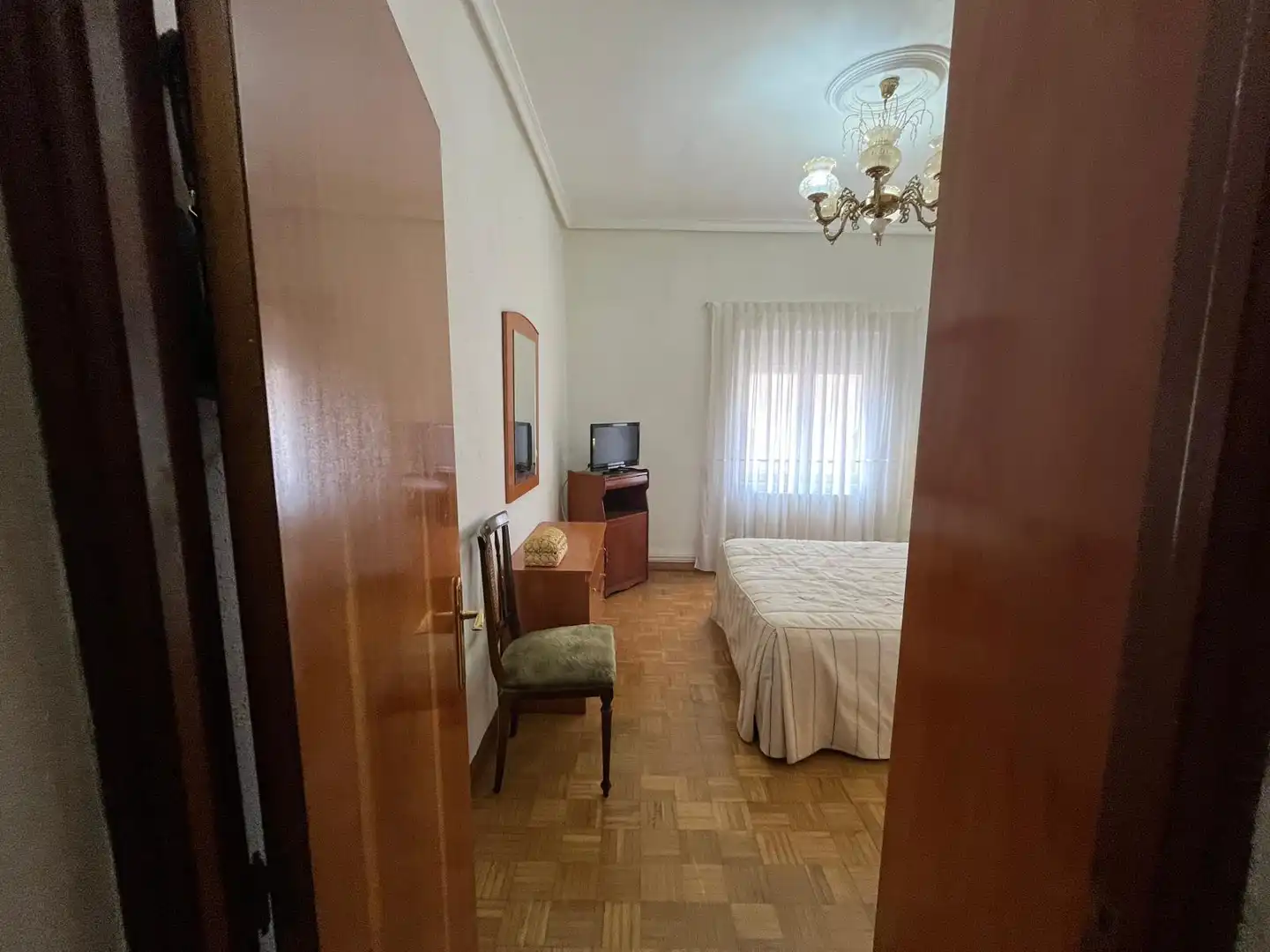 Habitación de Piso de alquiler en Valladolid con Calefacción, Amueblado y Horno