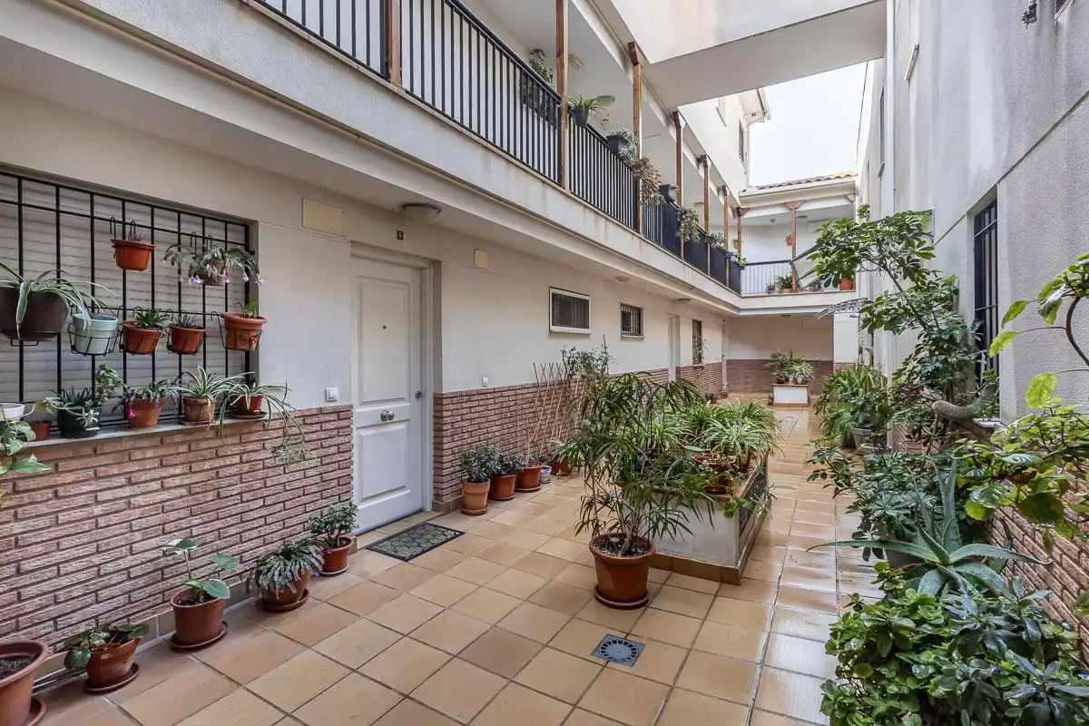 Ground floor for sale in Alhendín  with Furnished