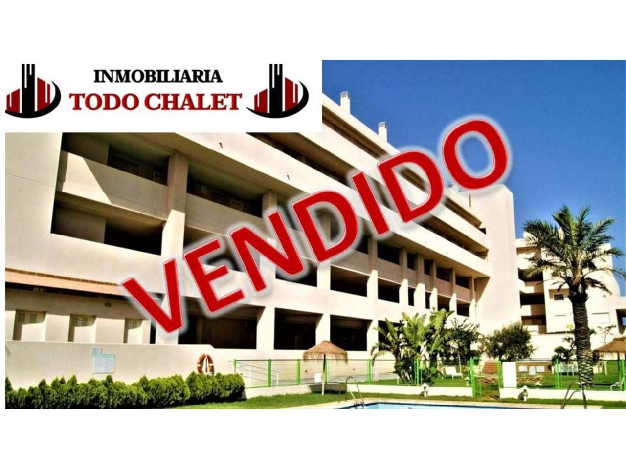 Vista exterior de Pis en venda en Roquetas de Mar amb Aire condicionat, Calefacció i Terrassa