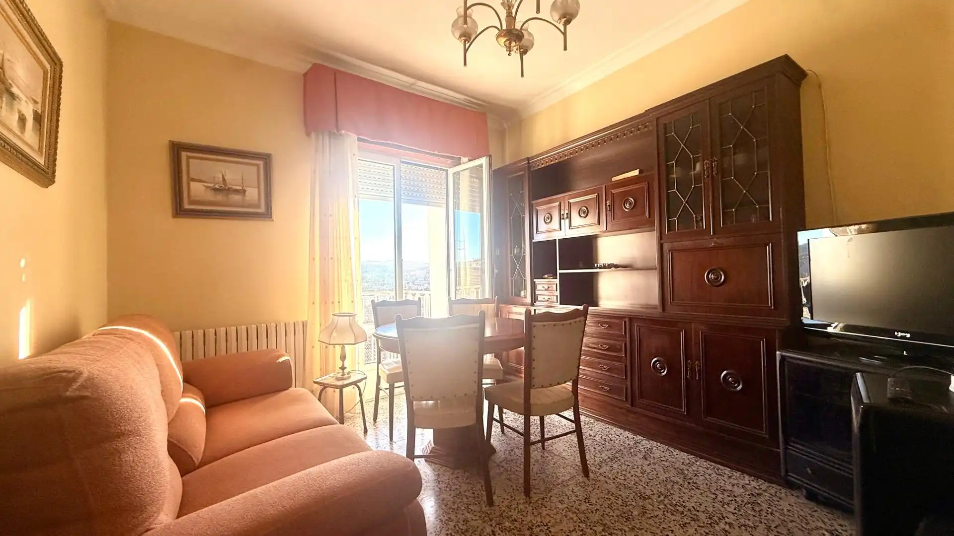 Living room of Flat for sale in Ourense Capital   with Heating, Storage room and Furnished