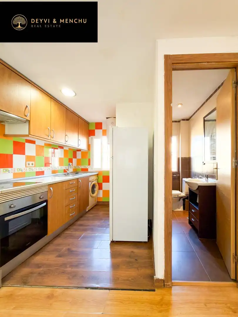 Kitchen of Flat for sale in Madrid  with Heating and Alarm