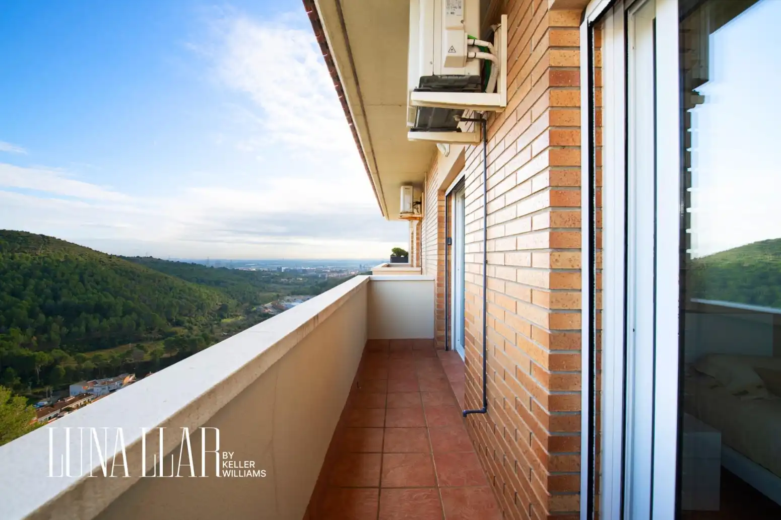 Balcony of Detached homes for sale in Sant Climent de Llobregat  with Heating, Parquet flooring and Terrace