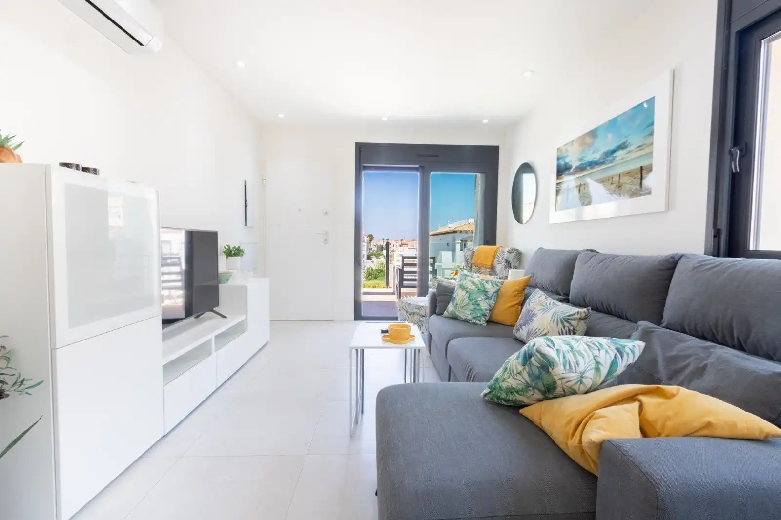 Living room of Flat for sale in Orihuela Costa