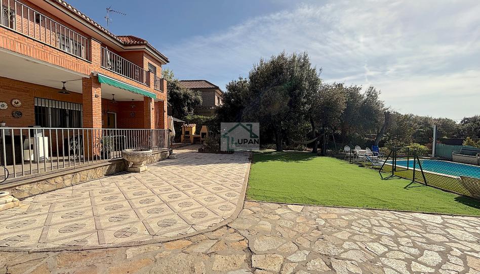 Photo 1 of House or chalet for sale in Calle Luis de Fabra, 276b, Las Zorreras - Monte Encinar, Madrid