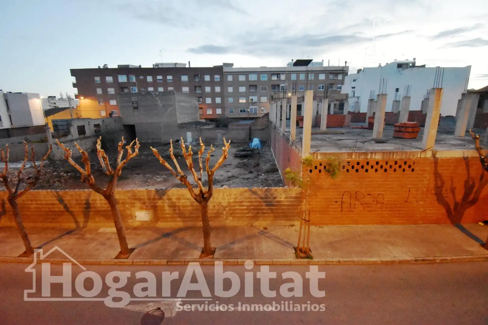 Vista exterior de Piso en venta en Almazora / Almassora con Aire acondicionado, Terraza y Trastero