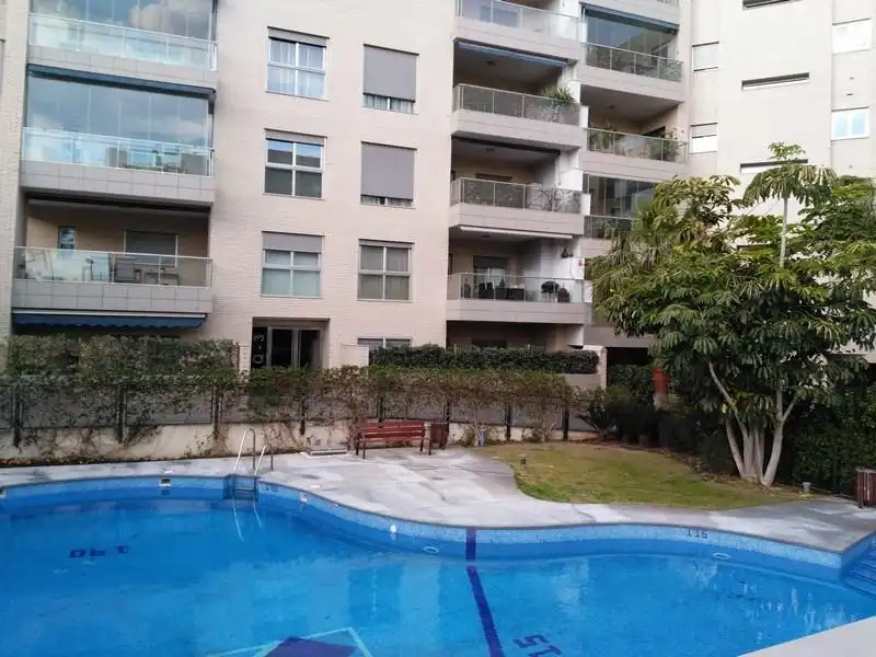 Piscina de Planta baja en venta en Almería con Aire acondicionado, Terraza y Trastero