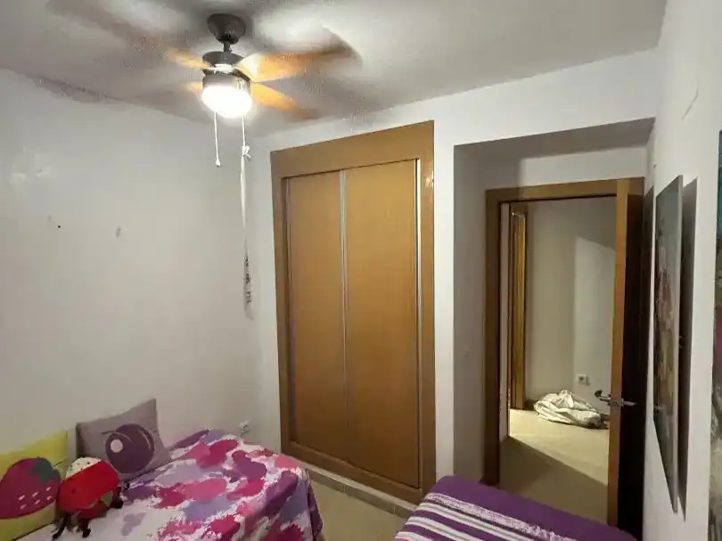 Dormitori de Apartament en venda en Oropesa del Mar / Orpesa amb Aire condicionat, Piscina i Balcó